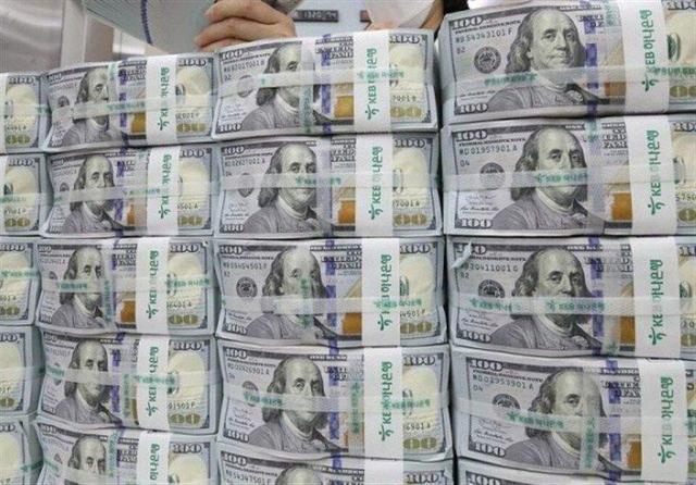 قیمت دلار، یورو و درهم در بازار رسمی امروز یکشنبه ۲۰ اردیبهشت