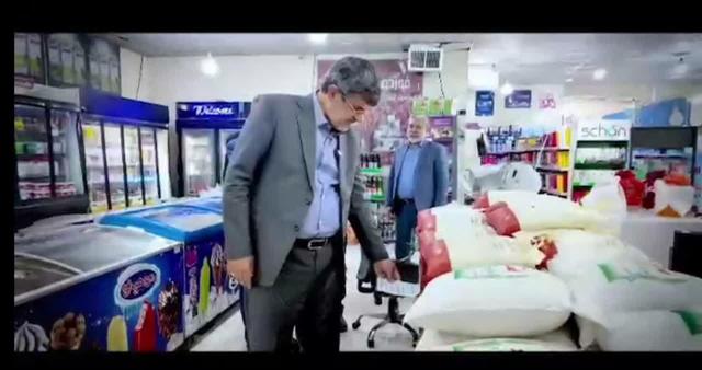 فیلم| دیدار چهره به چهره استاندار یزد با بازاریان و بررسی دغدغه‌های شهروندان