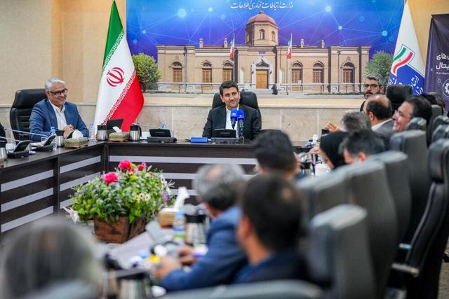 گفتمانسازی درباره ضرورت دسترسی به اینترنت و ارتباط با جهان باید تقویت شود