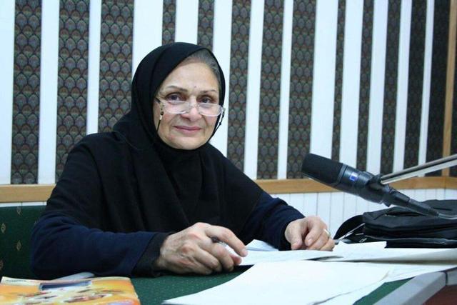 عیادت معاون صدا رسانه ملی از مریم نشیبا/گوینده‌ای که در قلب مردم ایران جاودانه است+فیلم