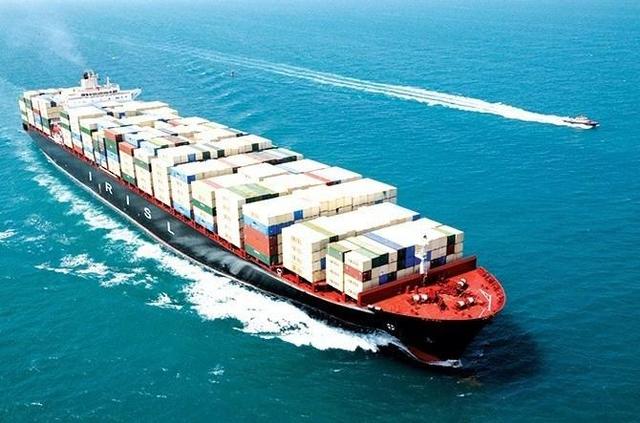 توقیف کشتی‌های آمریکایی با حکم دادگاه صالحه است