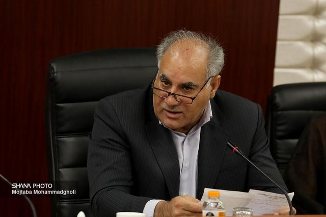 خانه ملت در بازسازی تأسیسات آسیب‌دیده نفتی کنار وزارت نفت است