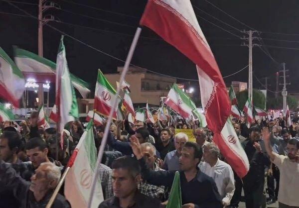 حماسه آفرینی مردم آب پخش در شب ۷۵ دفاع از رهبری و انقلاب