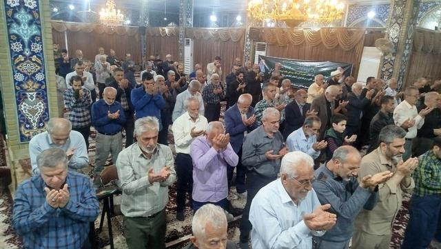 اقامه نماز استغاثه در آستانه اشرفیه