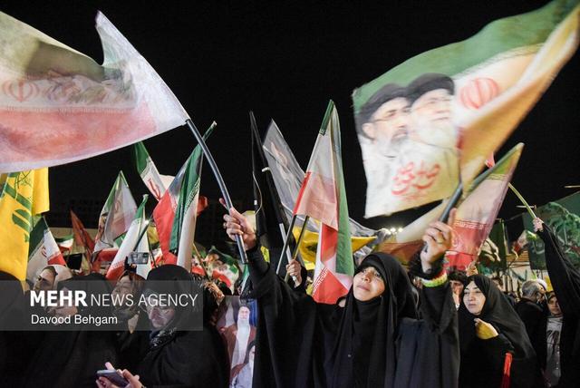 میدان داری مشهدی ها در شب شهادت امام جواد(ع)
