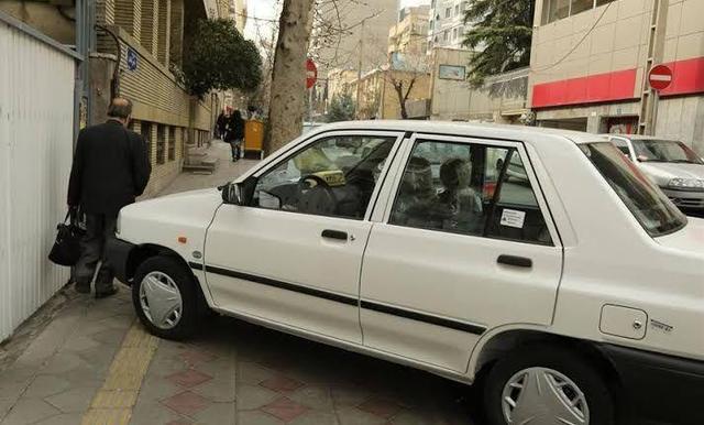 پیاده‌رو بی‌دفاع؛ روایت نادیده‌گرفتن حقوق عابرپیاده در ارومیه
