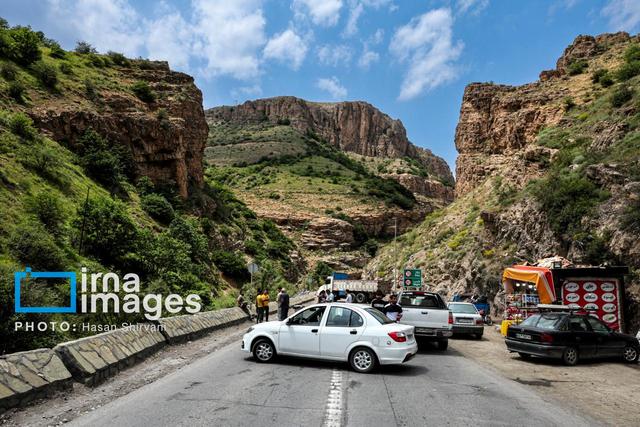 جاده قدیم چالوس ۳ روز مسدود است/ترافیک نیمه سنگین در محورهای منتهی به تهران