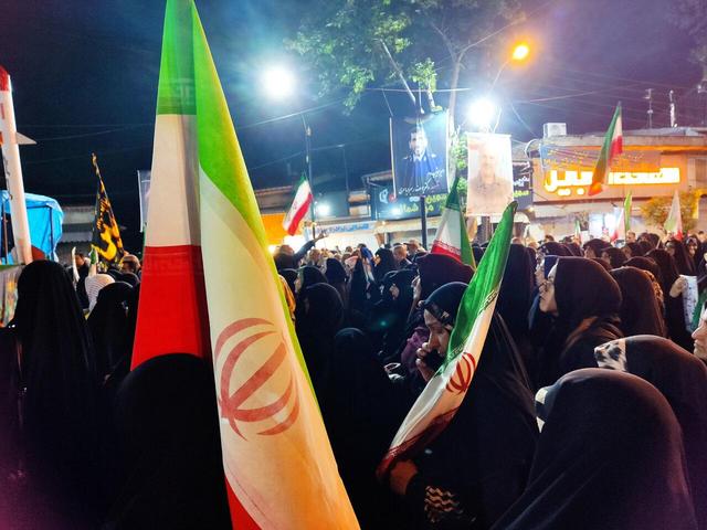شب هفتاد و نهم تجمع لنگرودی‌ها مزین به جشن ازدواج