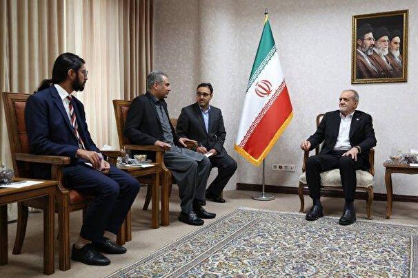 قدردانی پزشکیان از مواضع و همکاری‌های دولت پاکستان
