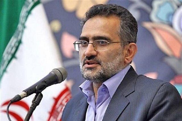 حسینی: خون شهدای خدمت انسجام ملی را تقویت کرد