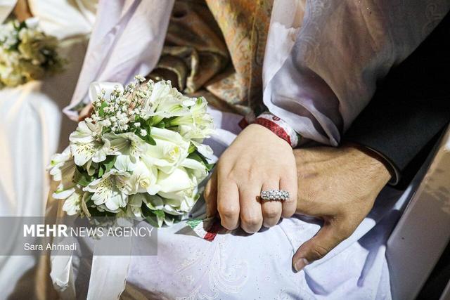 جشن عقد زوج های مشهدی در اجتماع شبانه