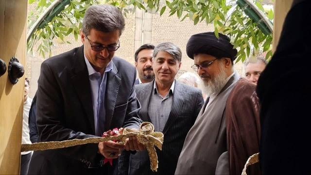 اقامتگاه بوم‌گردی «عمارت مادر» در بافق افتتاح شد