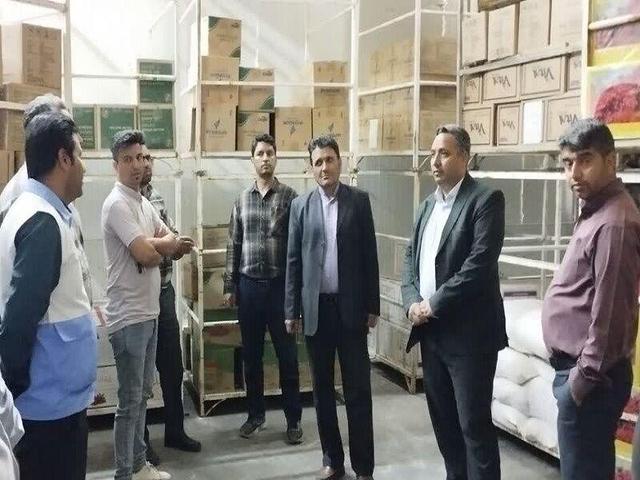 کشف ۱۶۸ کیسه آرد قاچاق و پلمب یک واحد صنفی متخلف در قاینات
