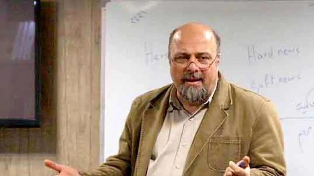 وظیفه نظام حکمرانی برای تأمین آرامش ذهنی مردم چیست؟/ دکتر الستی پاسخ می‌دهد
