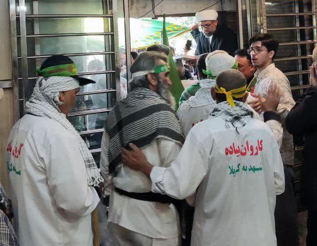 کاروان پیاده حسینی از مشهد الرضا (ع) عازم کربلا شد