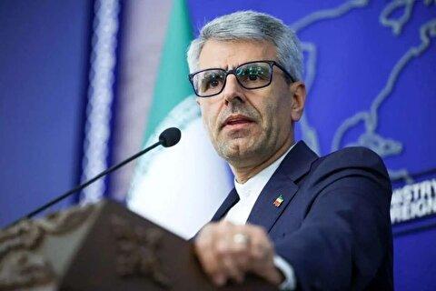 سخنگوی وزارت خارجه: در مرحله نهایی سازی یک یادداشت تفاهم با امریکا هستیم / مهمترین موضوعاتی که لازمه خاتمه جنگ تحمیلی است در آن گنجانده می‌شود و ظرف مدت ۳۰ تا ۶۰ روزه در مورد جزئیات موضوعات گفت‌و‌گو می‌شود و نهایت به توافق نهایی دست یابیم / بعد از چند هفته گفت‌و‌گو بین دو طرف می‌توانیم بگوییم روند به سمت نزدیک‌تر شدن دیدگاه‌هاست