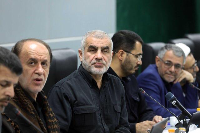 نیکزاد: دشمن به دنبال افزایش فشار اقتصادی است/ نیروهای مسلح، دشمن را شکست می‌دهند