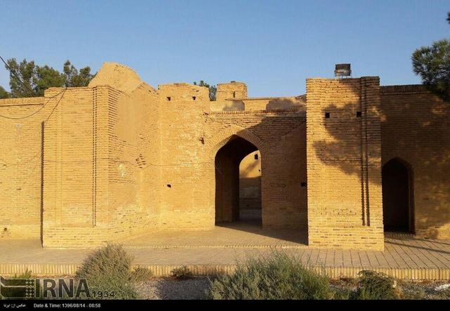 «آرامگاه علاءالدوله» بنای ۷۰۰ ساله به میراث‌فرهنگی سرخه واگذار شد + عکس و پادکست
