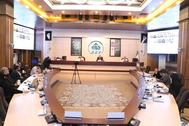 از کل کل بومی و غیر بومی در مدیریت شهری شیراز تا نامگذاری معبری به نام هادی چوپان