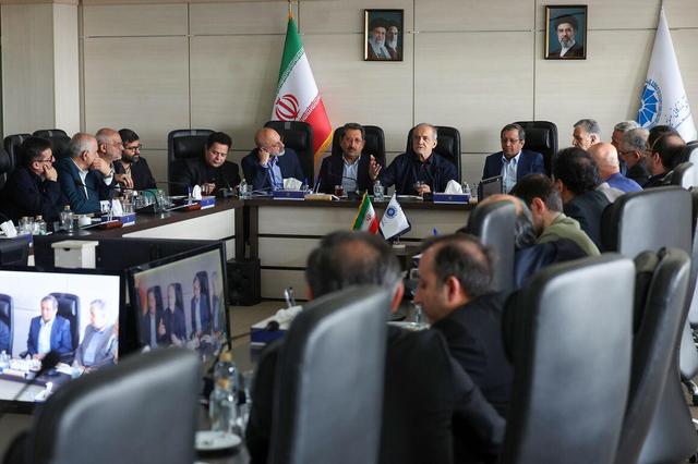 تأمین پایدار انرژی مورد نیاز صنایع از اولویت‌های جدی دولت است