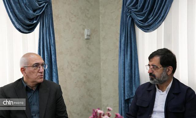برگزاری نشست با مدیرعامل هما برای توسعه گردشگری زیارت در قم