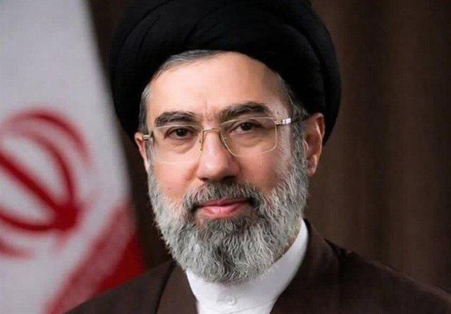 رهبر انقلاب: برائت از آمریکا و صهیونیسم، فراتر از موسم حج است