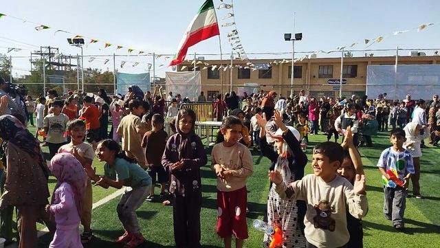 فیلم| جشن آب و شادی کودکانه غدیر در بیرجند