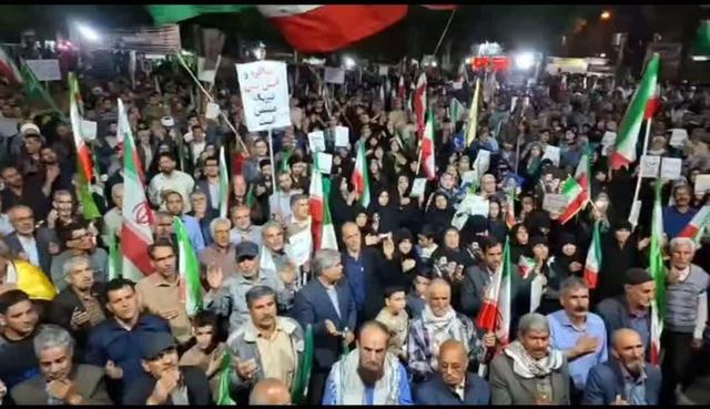 پرچم‌داری بروجردی‌ها در سنگر خیابان با فریاد «یا علی»