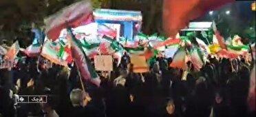نود و یکمین شب ایستادگی در قرچک؛ تجدید میثاق مردم با آرمان‌های رهبر شهید