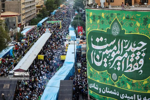 فیلم | اهتزاز پرچم سبز علوی در مازندران
