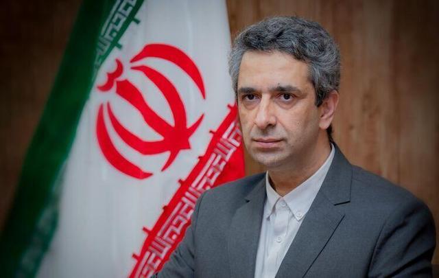 طباطبایی: رئیسجمهور از خدمت به مردم عقب نخواهد نشست