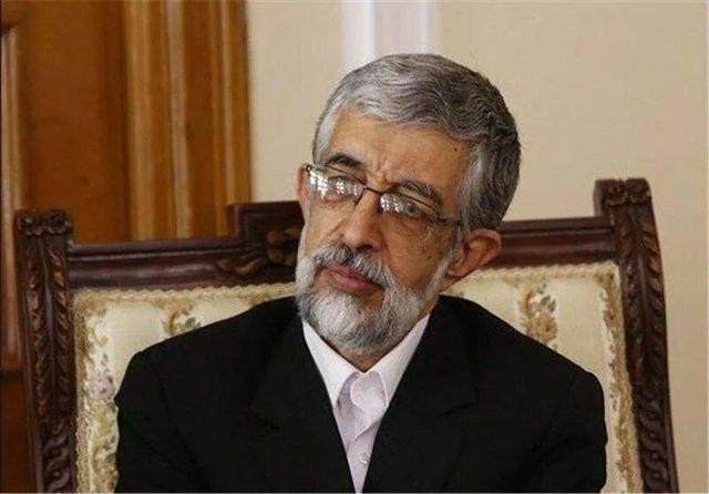 خاطره حدادعادل از شام خوردن با رهبر شهید؛ قدری نان و پنیر آورند که نصف کردیم و خوردیم