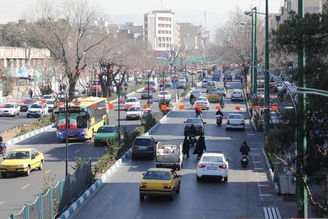 ضلع شمالی خیابان پیروزی تعریض می‌شود