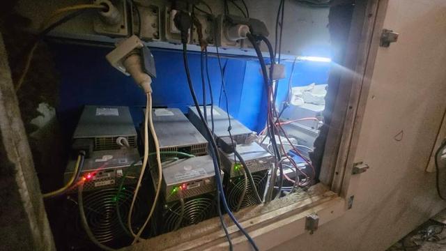 کشف ۱۶ دستگاه ماینر غیرمجاز در یاسوج