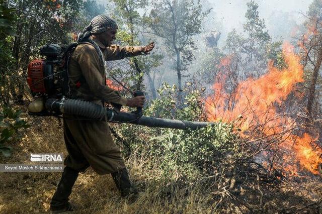 کمبود تجهیزات هوایی، چالش اصلی اطفای حریق در خراسان شمالی