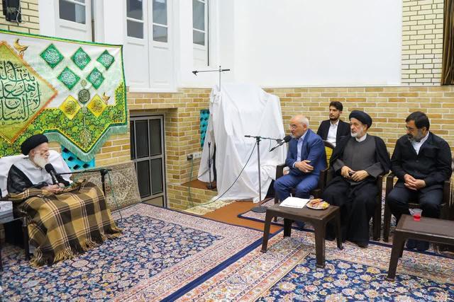 رئیس دفتر ریاست جمهوری با آیت الله شییری زنجانی در قم دیدار کرد