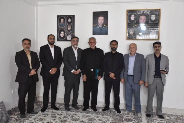 مسئولان بنیاد شهید لرستان با خانواده شهدای جنگ رمضان دیدار کردند