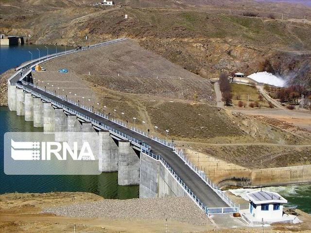 رهاسازی ۱.۴ میلیارد مترمکعب آب از سد بوکان به سمت دریاچه ارومیه