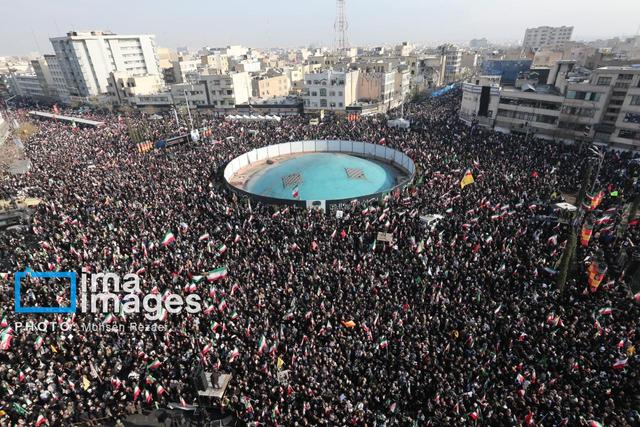 خیابان انقلاب میزبان جشن غدیر شد