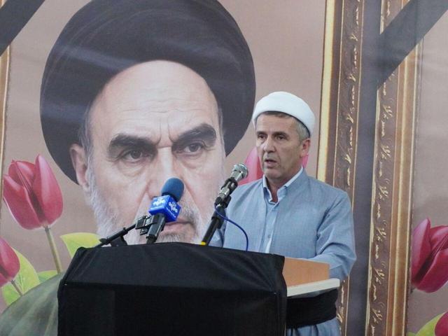 امام جمعه مهاباد:‌ امام خمینی (ره) الگوی ماندگار و موفق مبارزه با استکبار در جهان است
