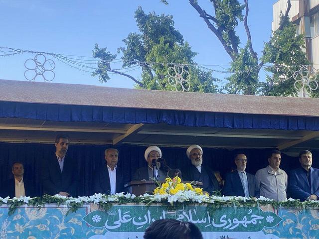 امام جمعه تبریز: ایستادگی ملت ایران دشمنان را شگفت‌زده کرد