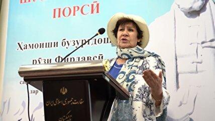 گلرخسار صفیاوا، شاعر و «مادر ملت تاجیک»: ایران مادر است، ایران ریشه است، ایران بنیاد است
