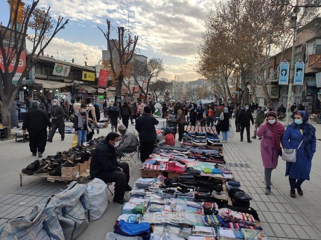 ساماندهی دستفروشان بازار تهران در دستور کار قرار گرفت