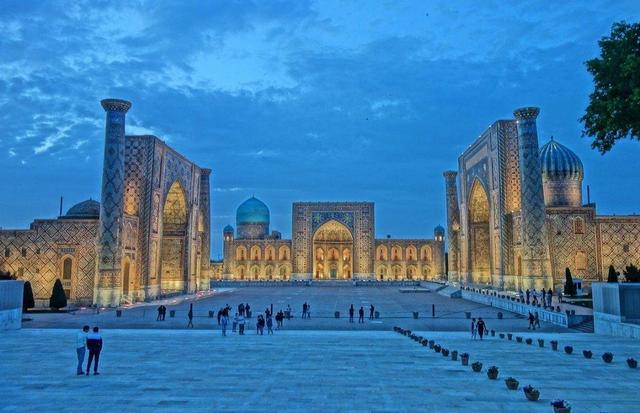 ازبکستان برند گردشگری خود را در بازار کشورهای بنلوکس معرفی کرد/ جاده ابریشم محور تازه‌ترین برنامه ترویج گردشگری در اروپا