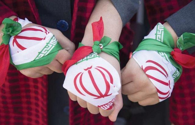 نماینده اهل سنت مجلس خبرگان: وفاق ایرانیان، سبب ترس و ناامیدی دشمن شده است
