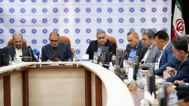 بانک‌ها تعهدات سفر رئیس‌جمهور در بخش اقتصادی را عملیاتی کنند
