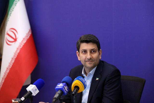 وزیر ارتباطات وارد قم شد