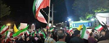 طنین وفاداری در شب صد و یکم؛ اجتماع باشکوه مردم لواسان در میدان امام گلندوک