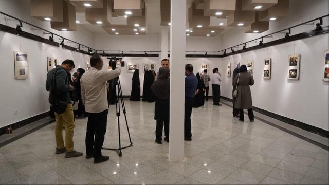 نمایشگاه هنر جنگ در حوزه هنری لرستان