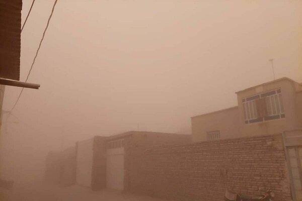 سرعت طوفان در زابل از ۱۰۰ کیلومتر بر ساعت گذشت